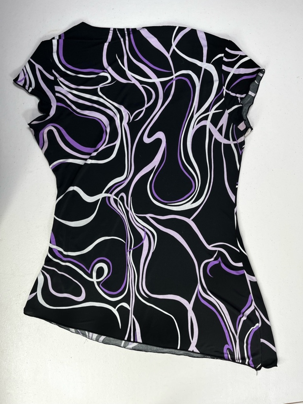 Susan Lawrence Black and Lavender Abstract Wave Top - Picture 2 of 12